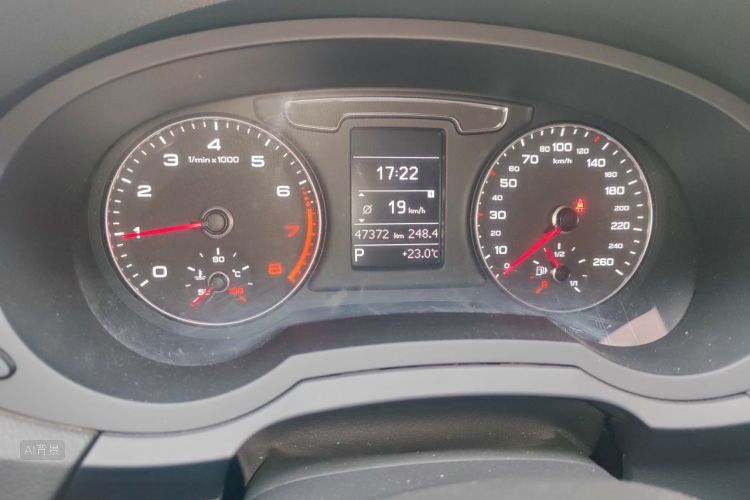 Audi Q3 2017 image de voiture #14