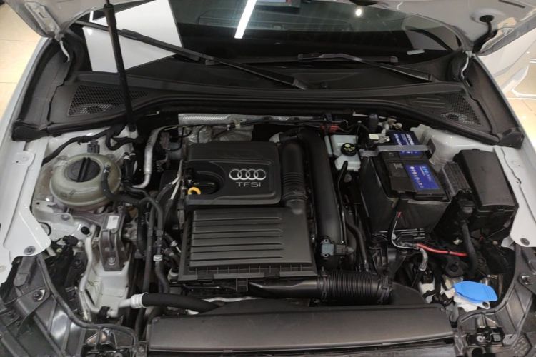 Audi A3 2019 car image #20