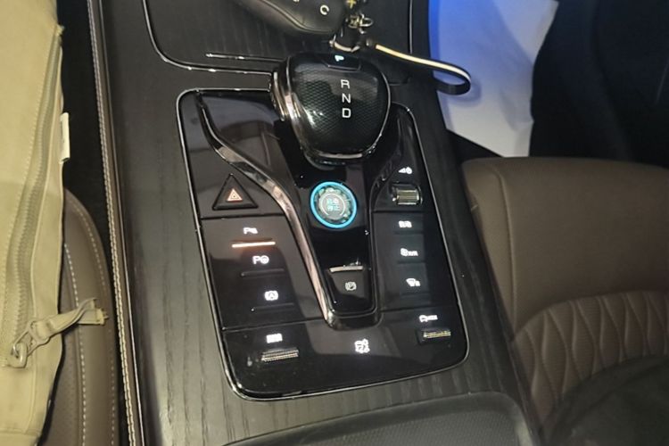 BYD Han 2022 car image #14