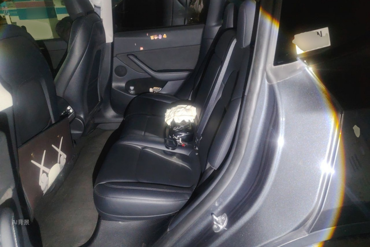 Tesla Model Y 2022 #19 Tesla Model Y 2022 car image #19
