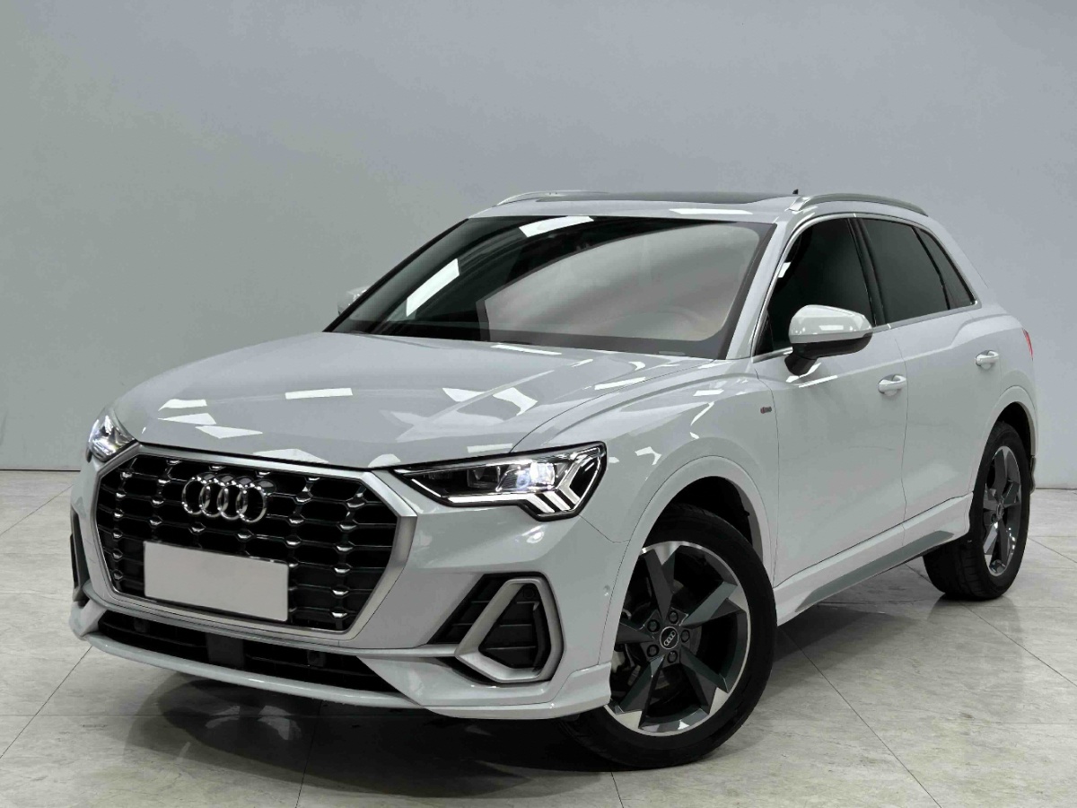 Audi Q3 2022 Audi Q3 2022 car image