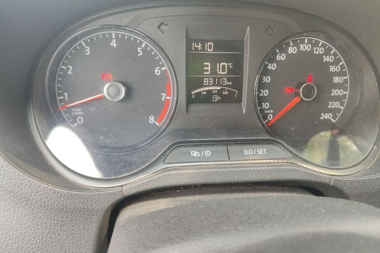 Volkswagen Polo 2017 car image #10
