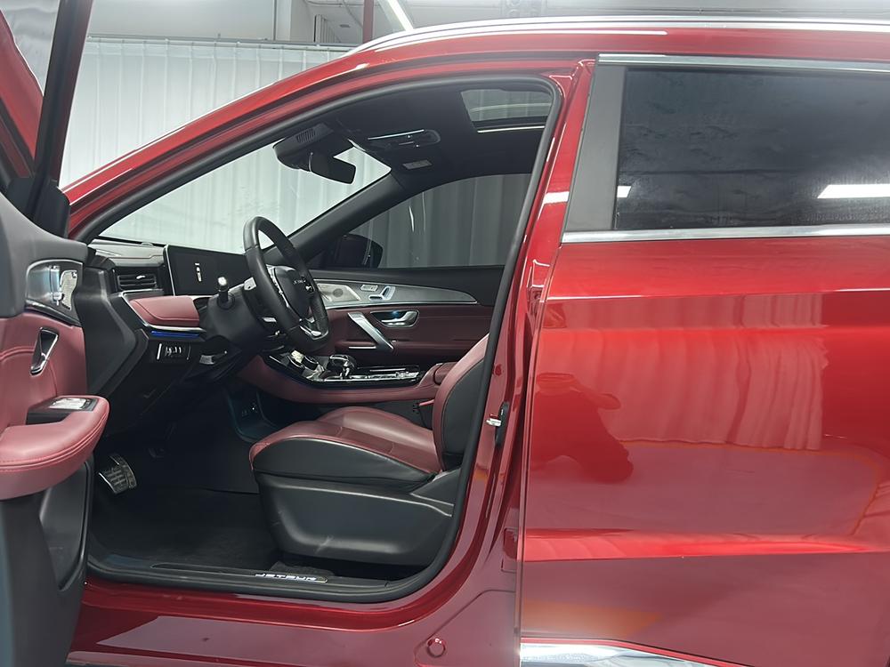 Jetour X70 PLUS 2021 car image #17