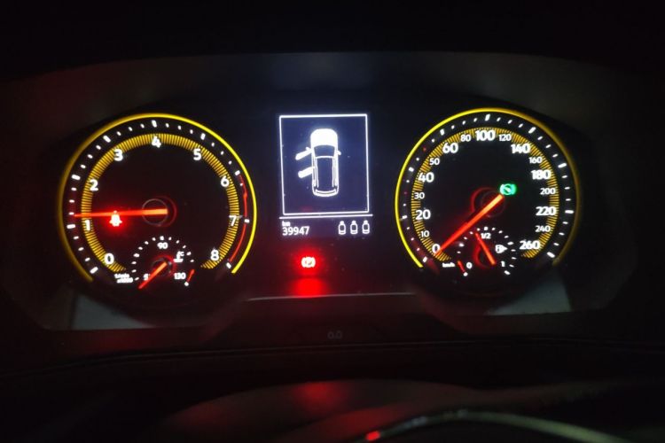 Volkswagen Tharu 2021 car image #8