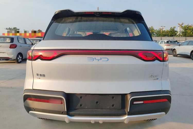 BYD YuanUP 2026 #6 BYD YuanUP 2026 image de voiture #6