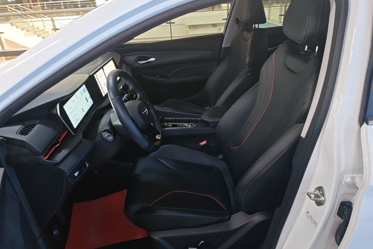 GEELY Binray 2023 car image #15