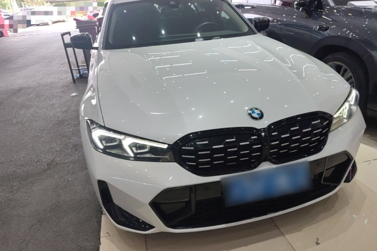 BMW 3 Series 2023 car image #3