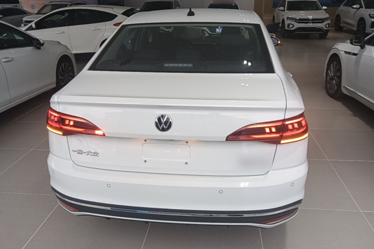 Volkswagen Bora 2024 #6 Volkswagen Bora 2024 صورة سيارة #6