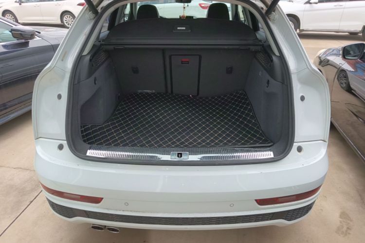 Audi Q3 2019 #19 Audi Q3 2019 car image #19