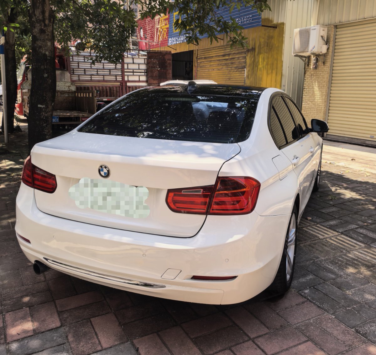 BMW 3 Series 2012 #10 BMW 3 Series 2012 car image #10