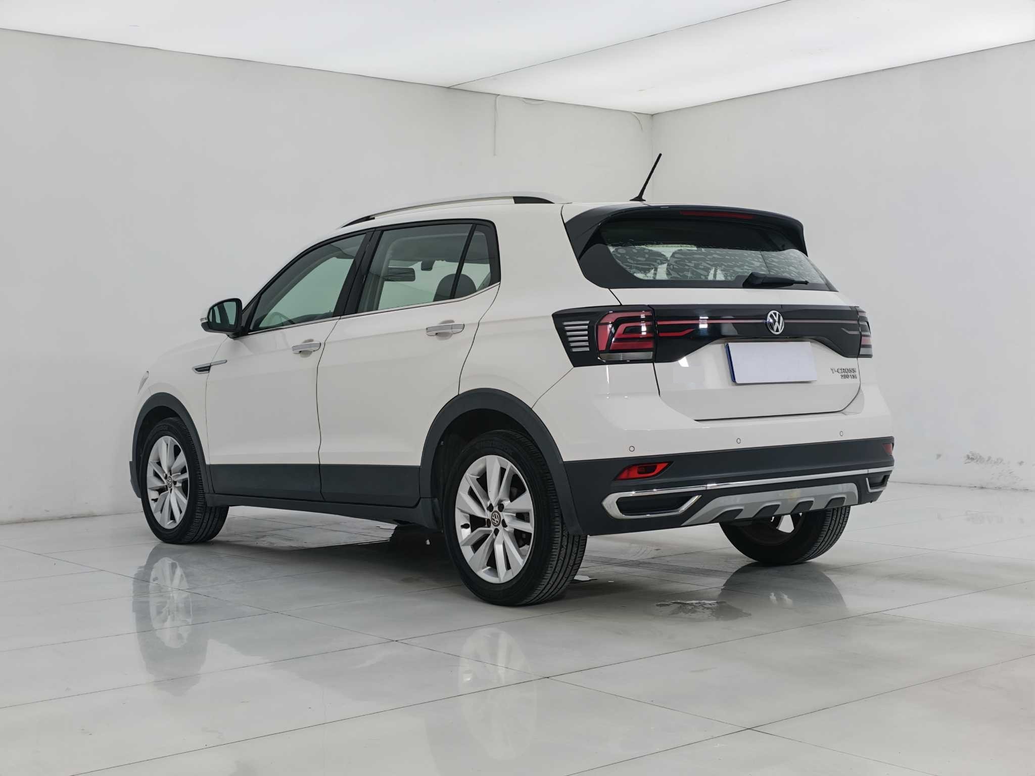 Volkswagen T-Cross 2020 car image #4