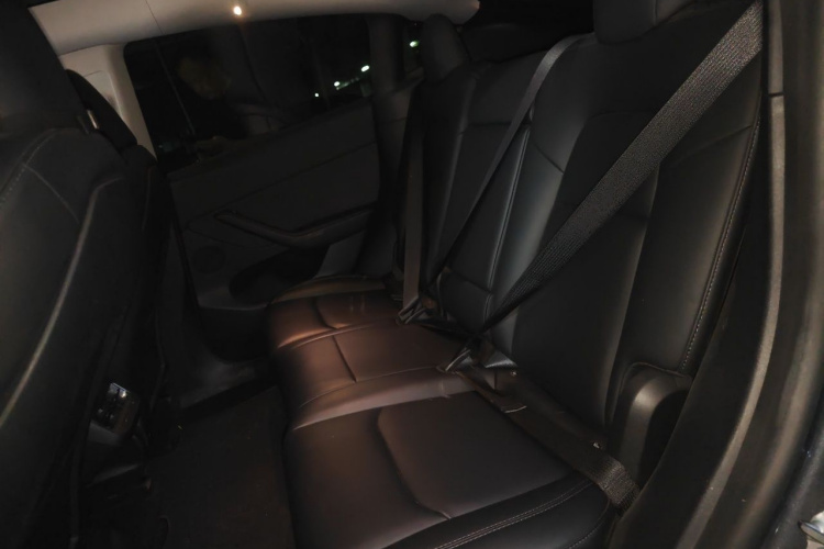 Tesla Model Y 2023 #10 Tesla Model Y 2023 car image #10