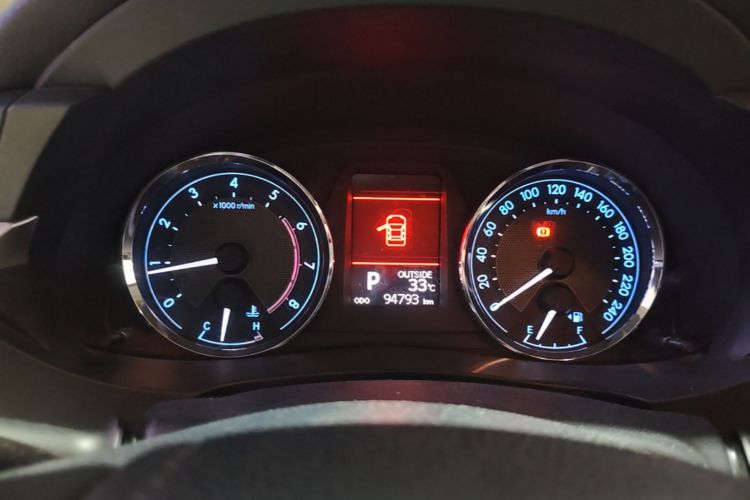 Toyota Corolla 2017 car image #12