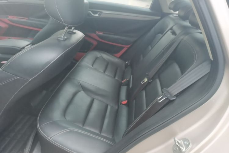 GEELY Emgrand GL 2017 immagine di auto #13
