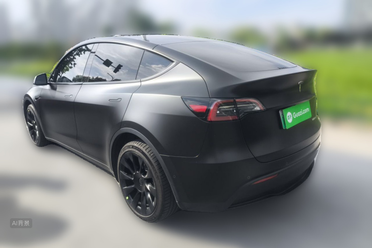 Tesla Model Y 2023 #5 Tesla Model Y 2023 car image #5