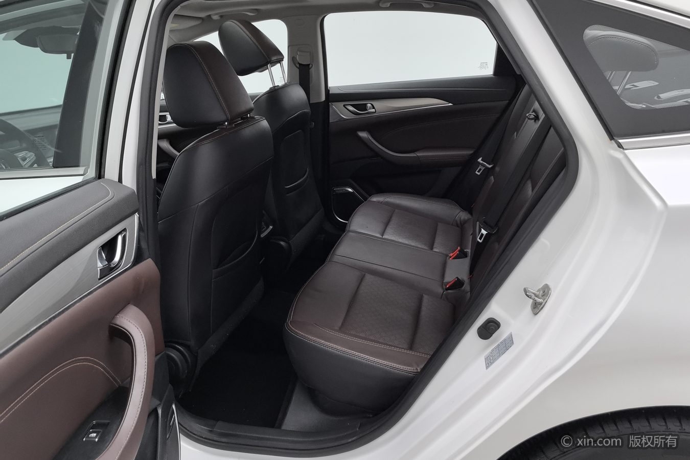 Changan Eado 2018 car image #16