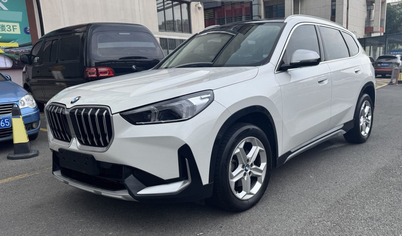 BMW X1 2023 BMW X1 2023 car image