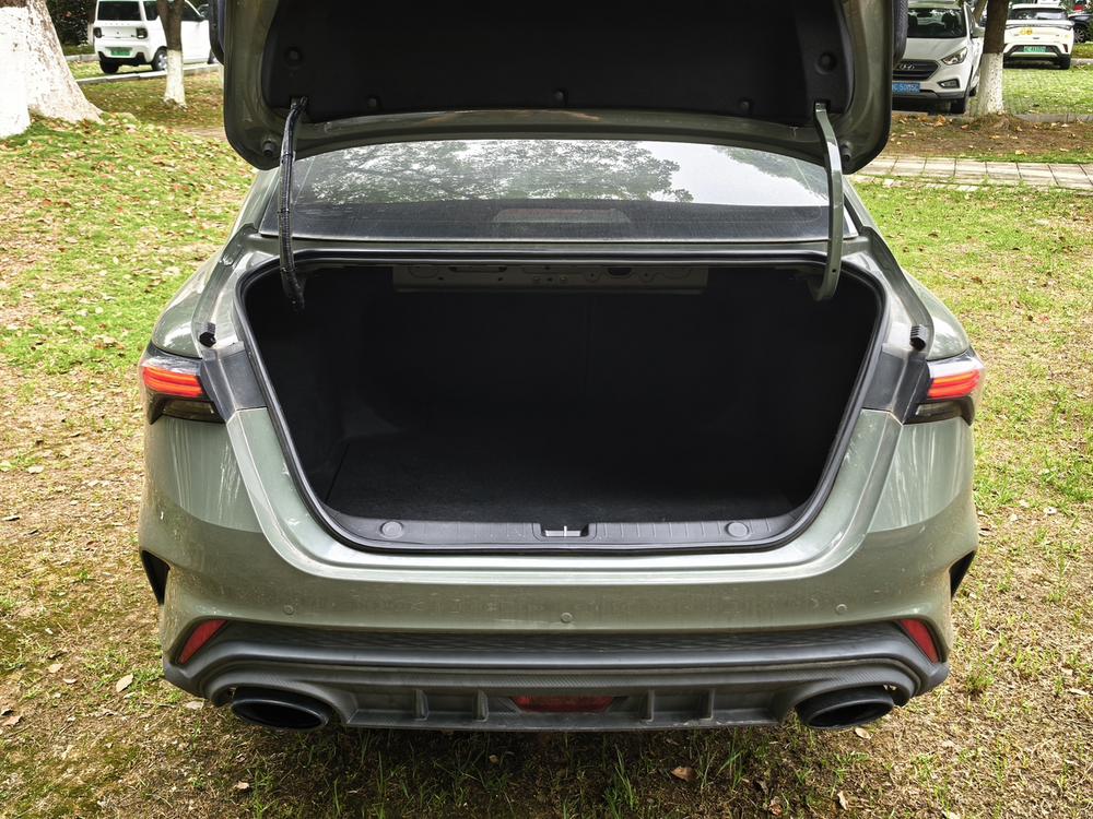 GEELY Binray 2022 immagine di auto #19