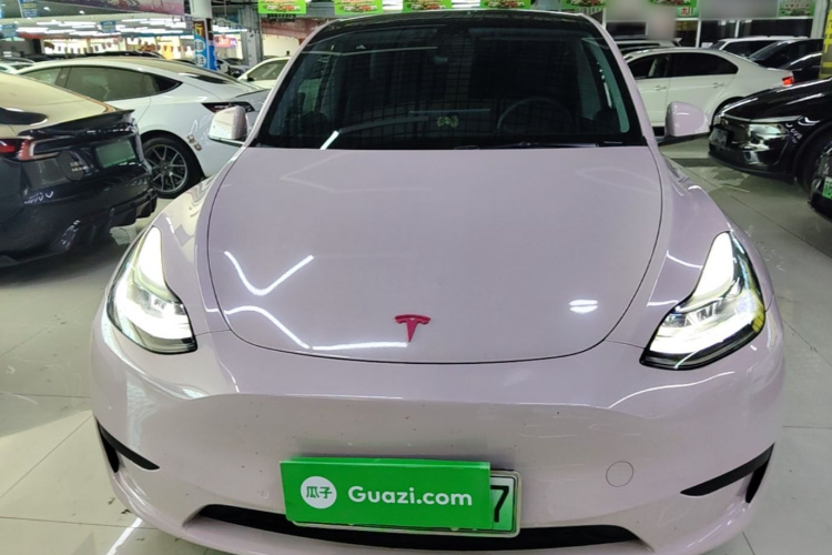 Tesla Model Y 2022 car image #3
