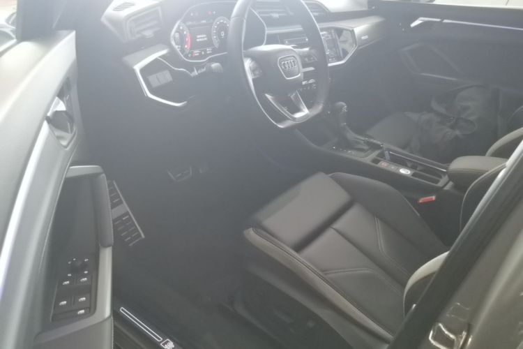 Audi Q3 2025 #16 Audi Q3 2025 immagine di auto #16