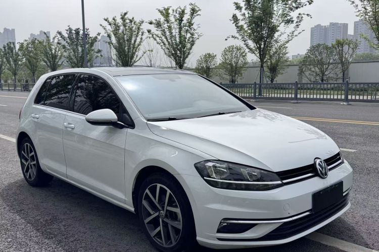 Volkswagen Golf 2020 изображение автомобиля #6