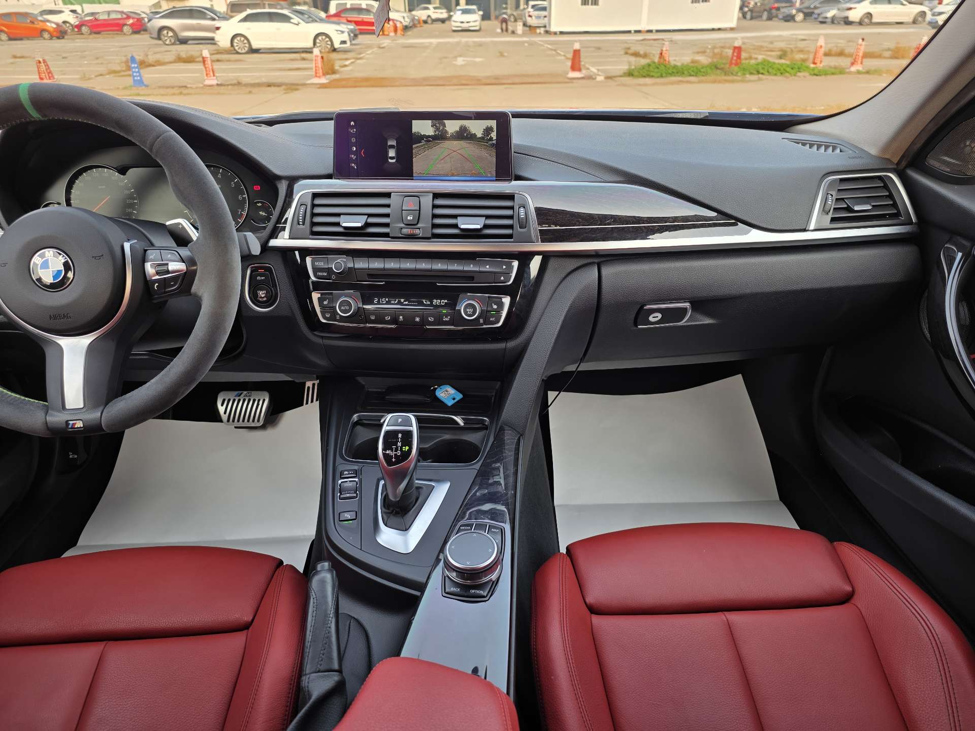BMW 3 Series 2018 #12 BMW 3 Series 2018 car image #12