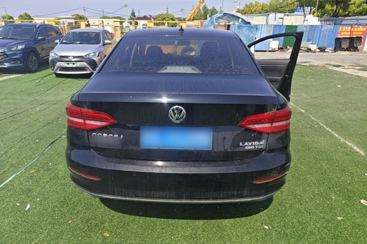 Volkswagen Lavida 2018 #6 Volkswagen Lavida 2018 صورة سيارة #6