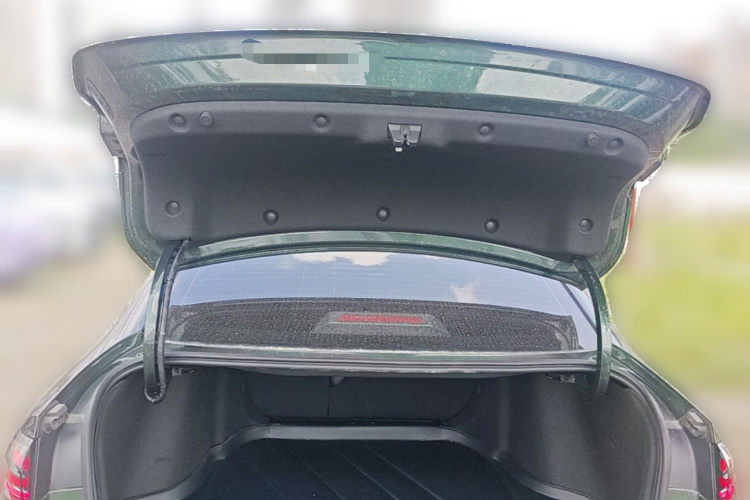 GEELY Emgrand 2025 car image #21