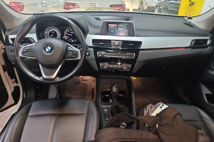BMW X1 2019 #10 BMW X1 2019 car image #10