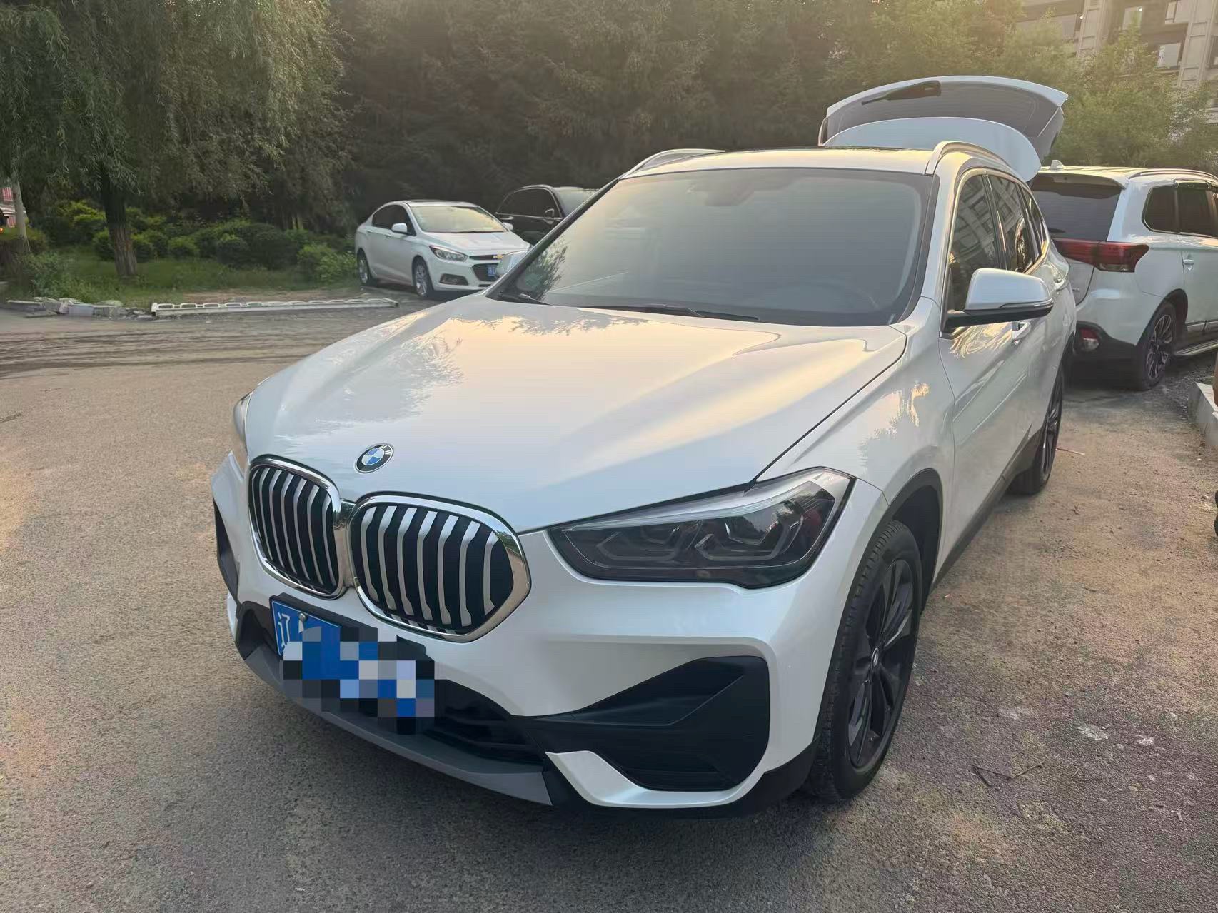 BMW X1 2021 BMW X1 2021 car image