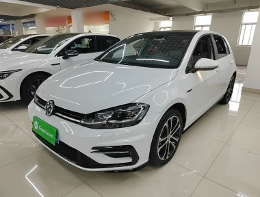 Volkswagen Golf 2018 car image 
