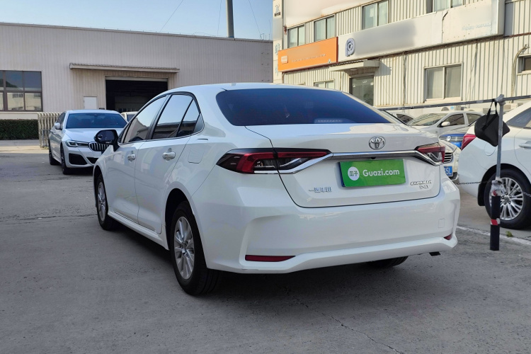 Toyota Corolla 2025 car image #5