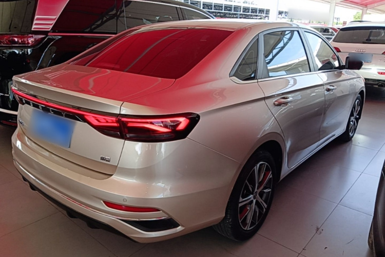 GEELY Emgrand 2022 #7 GEELY Emgrand 2022 car image #7