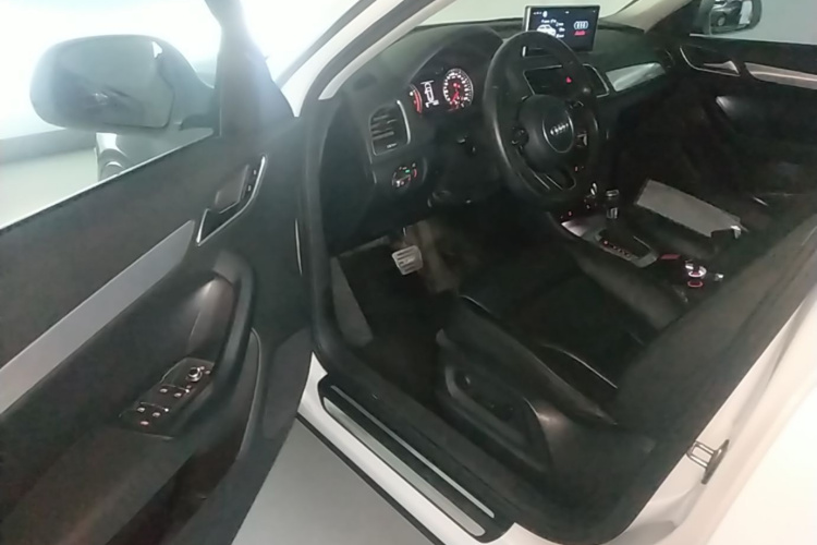 Audi Q3 2014 #16 Audi Q3 2014 immagine di auto #16