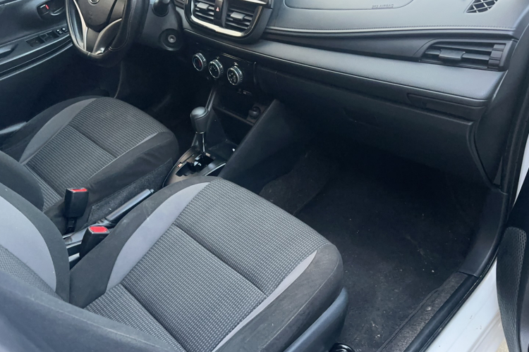 Toyota Vios 2021 image de voiture #13