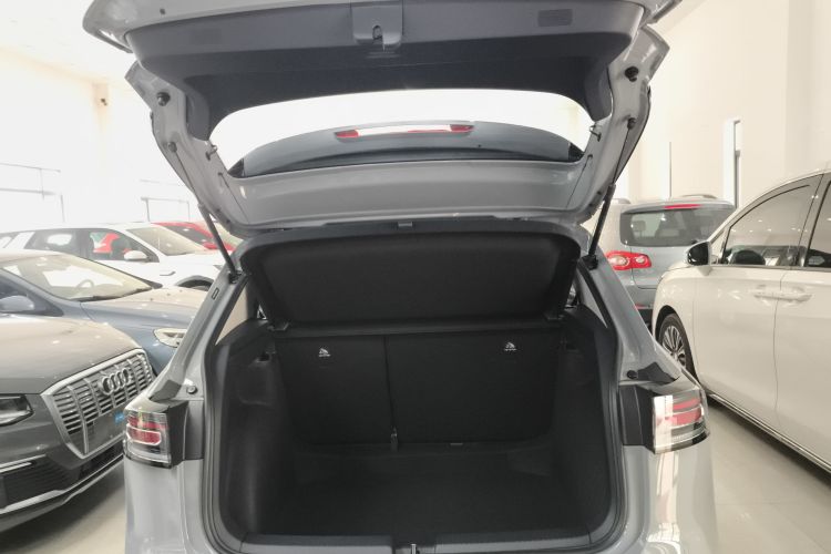 Volkswagen Tharu 2025 immagine di auto #19