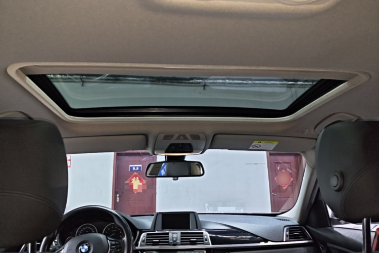 BMW 3 Series 2017 #20 BMW 3 Series 2017 car image #20