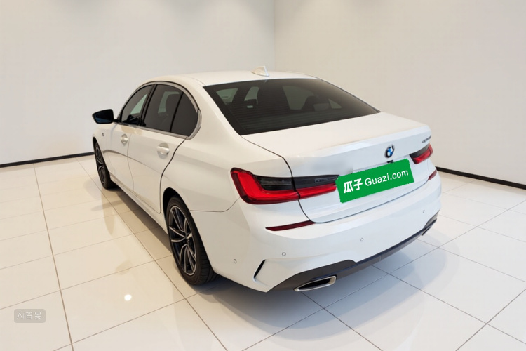 BMW 3 Series 2021 #5 BMW 3 Series 2021 car image #5