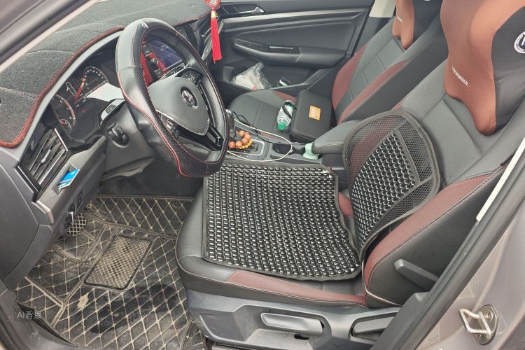 Volkswagen Bora 2020 image de voiture #17