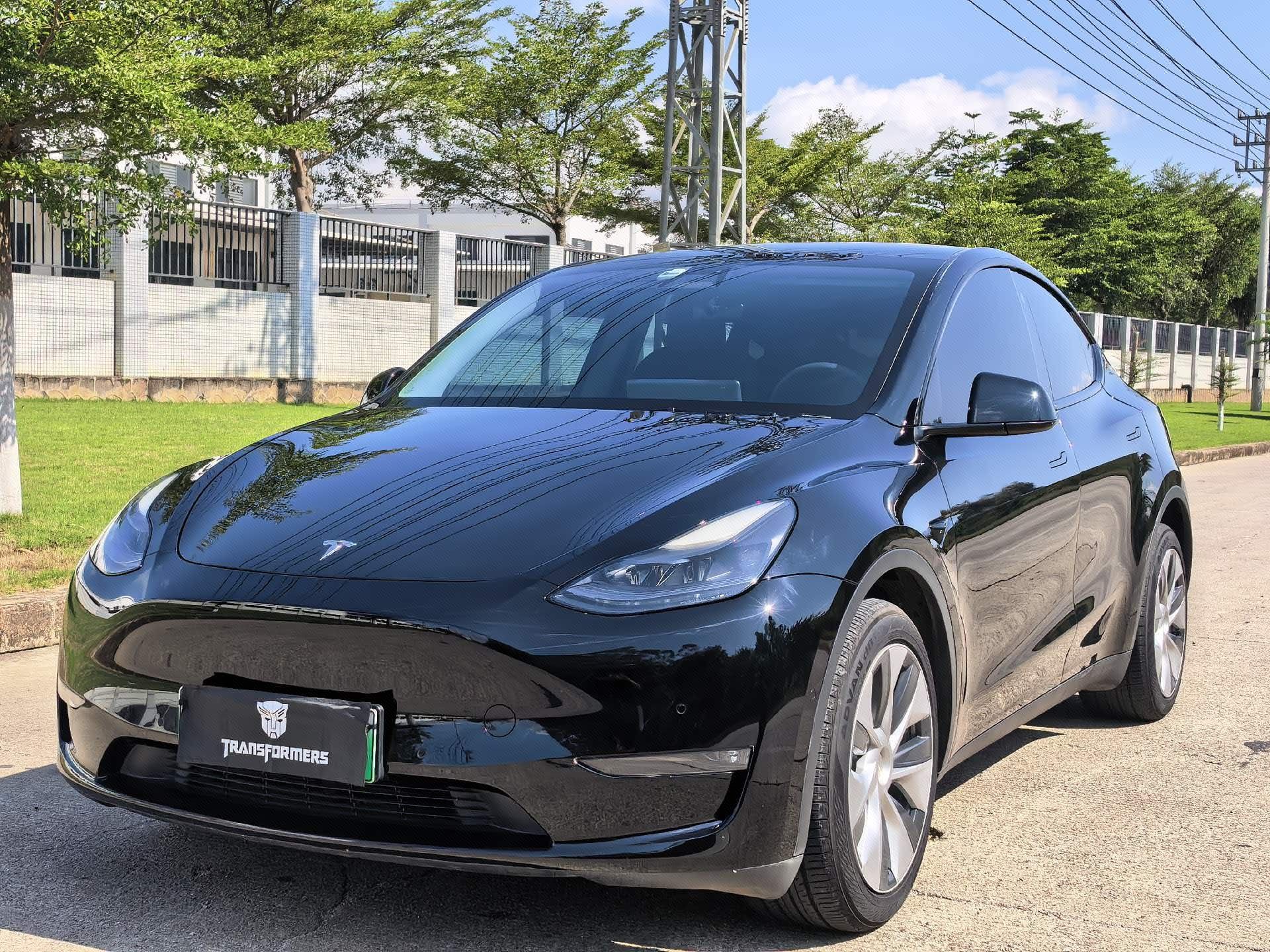 Tesla Model Y 2021 car image 