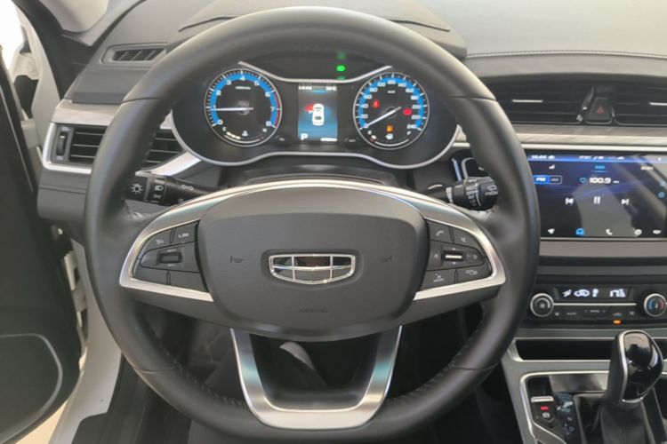 GEELY Emgrand 2020 #11 GEELY Emgrand 2020 car image #11