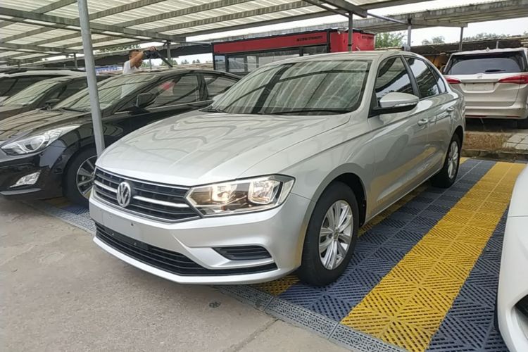 Volkswagen Bora 2016 car image #2