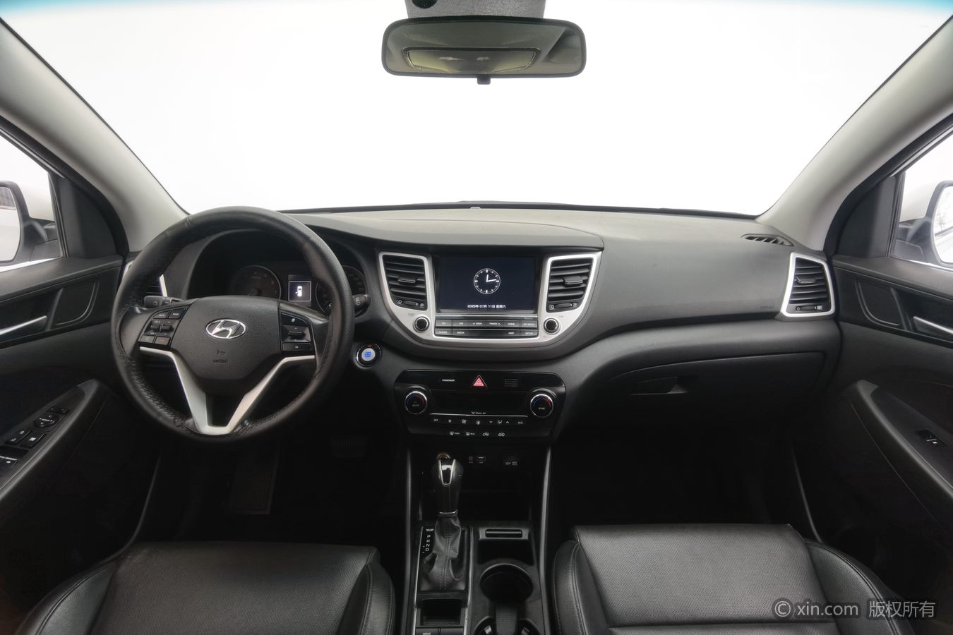 Hyundai Tucson 2017 car image #12