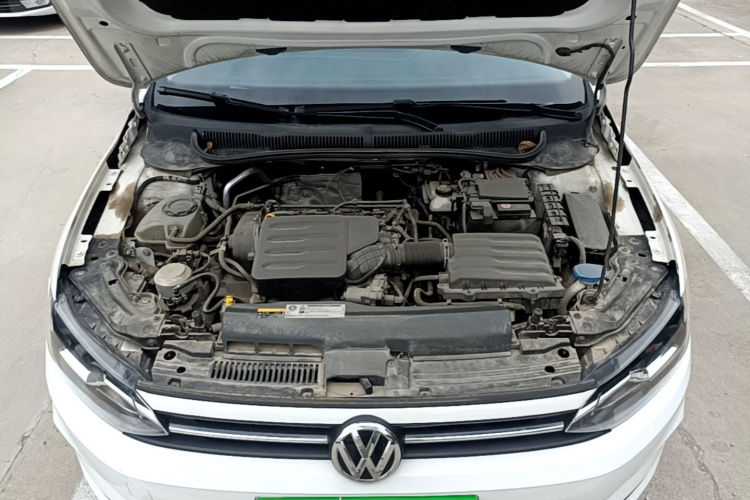 Volkswagen Polo 2021 car image #20