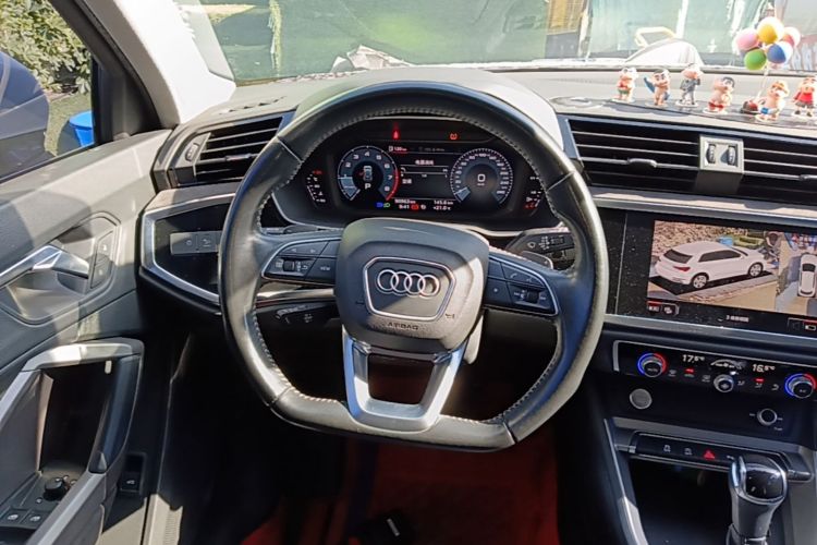 Audi Q3 2020 #15 Audi Q3 2020 car image #15