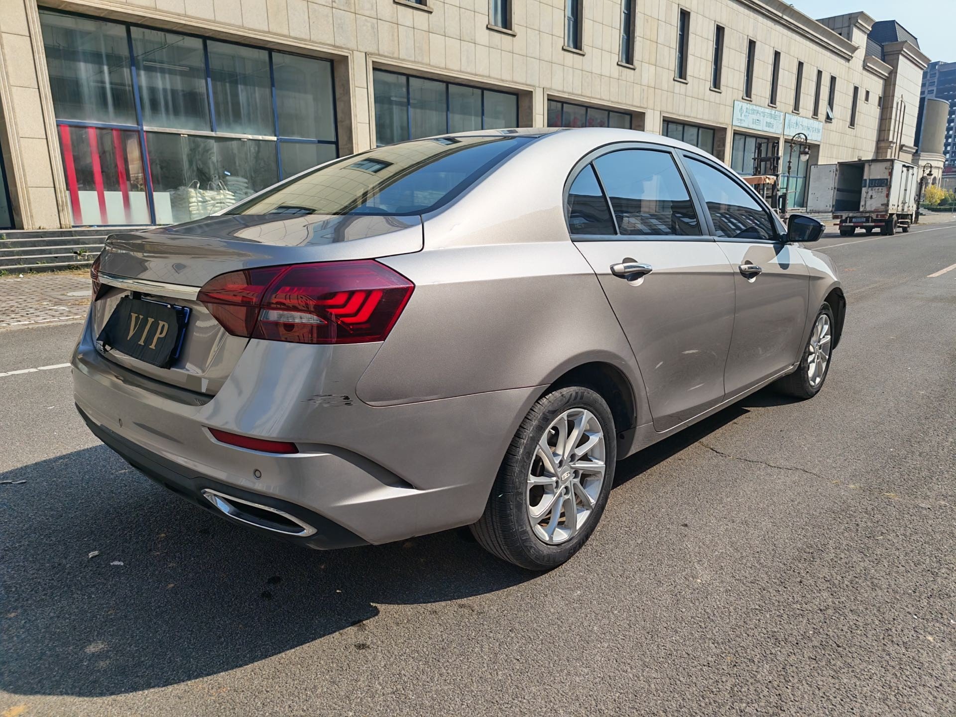 GEELY Emgrand 2021 #4 GEELY Emgrand 2021 car image #4