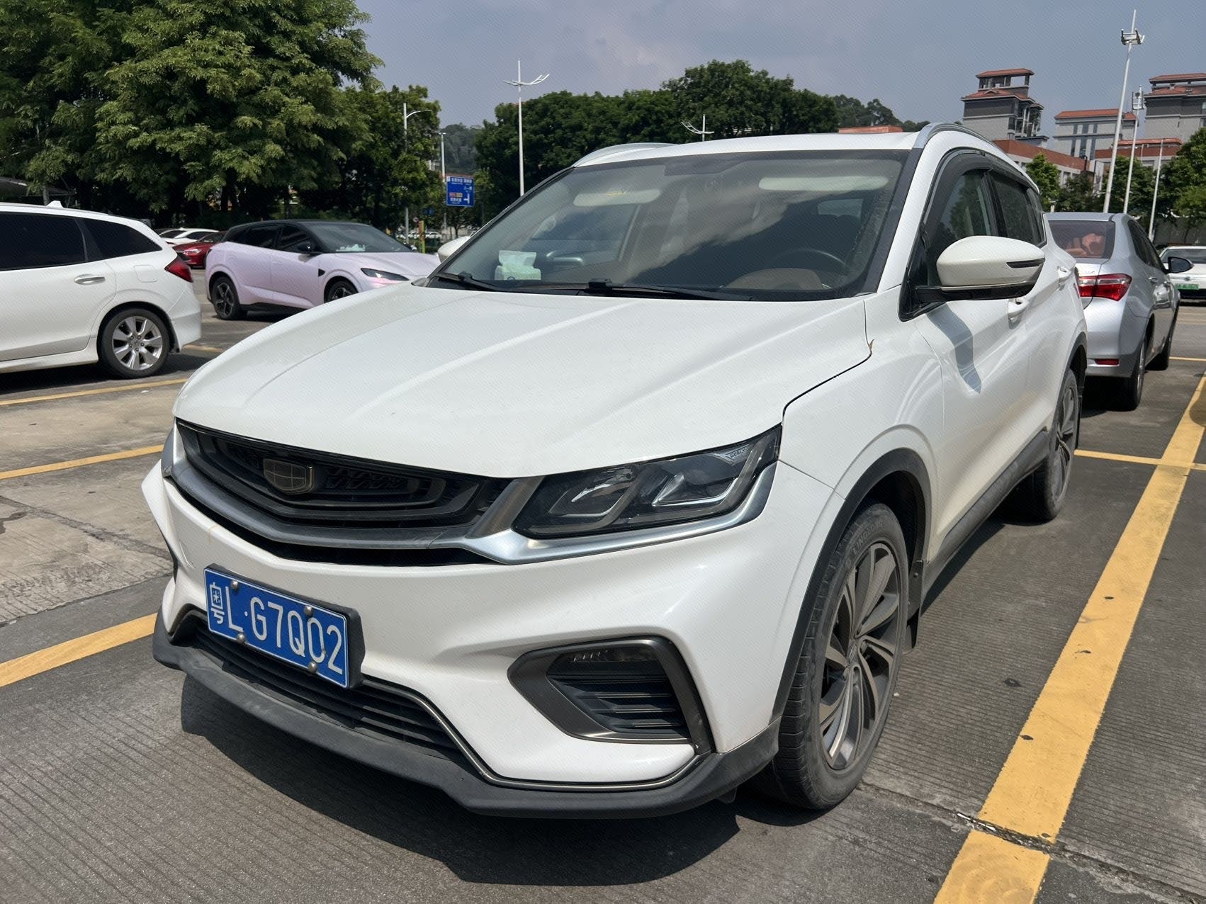GEELY Coolray 2019 GEELY Coolray 2019 car image
