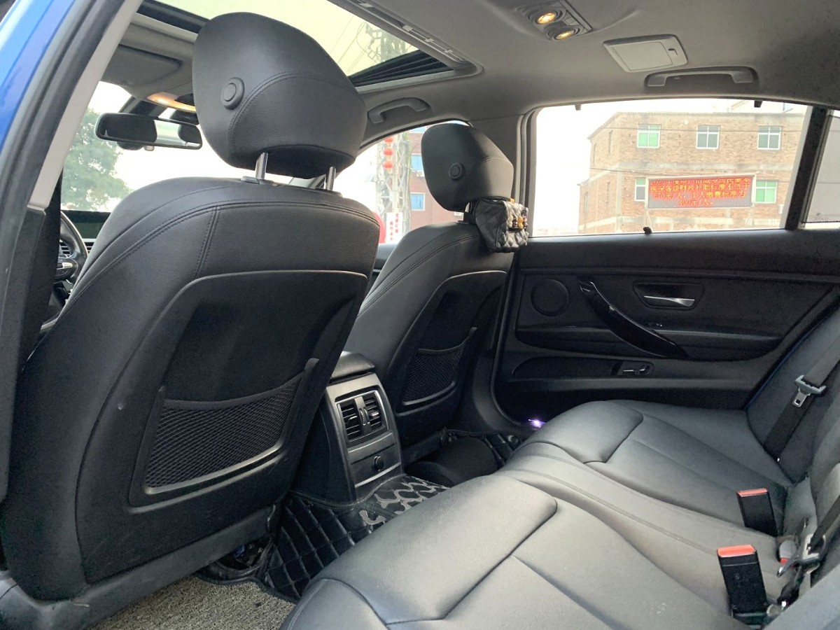 BMW 3 Series 2017 #5 BMW 3 Series 2017 car image #5
