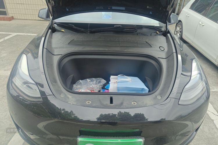 Tesla Model Y 2022 #22 Tesla Model Y 2022 car image #22