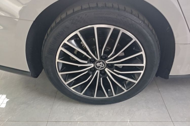 BYD Han 2021 #10 BYD Han 2021 immagine di auto #10